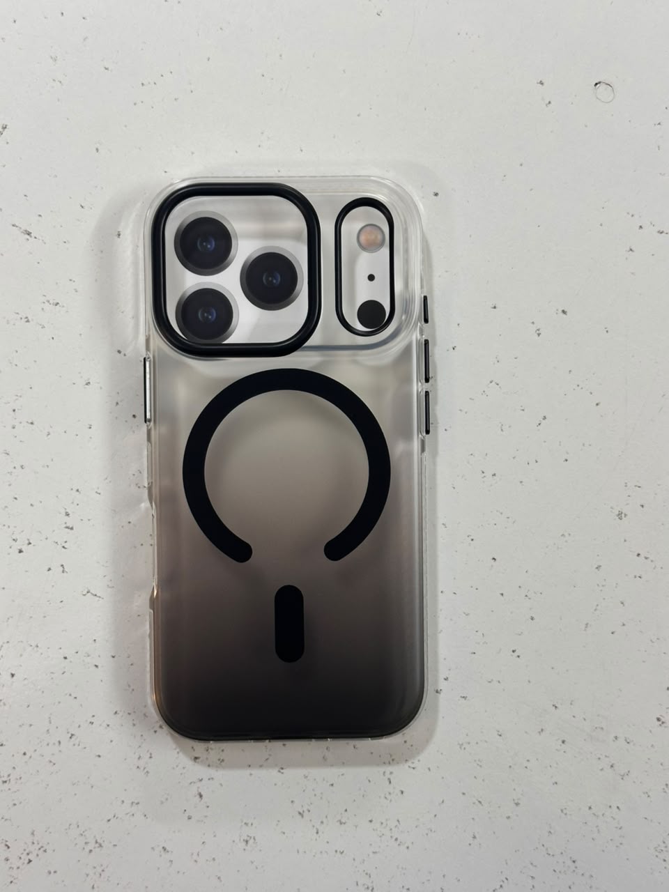 Baksuti Case for iPhone 17 Pro